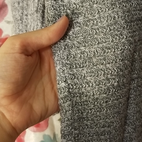 New York & Company 1/2 Sleeve Sweater - Picture 3 of 6